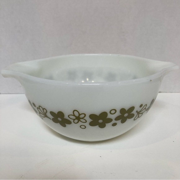 Vintage Pyrex 441  1-1/2 Pint Spring Blossoms   Cinderella  Bowl Crazy Daisy - Picture 1 of 8